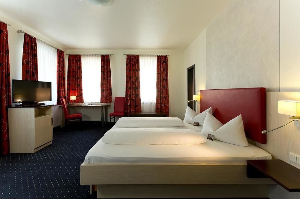 Hotel Am Markt Greding Exterior foto