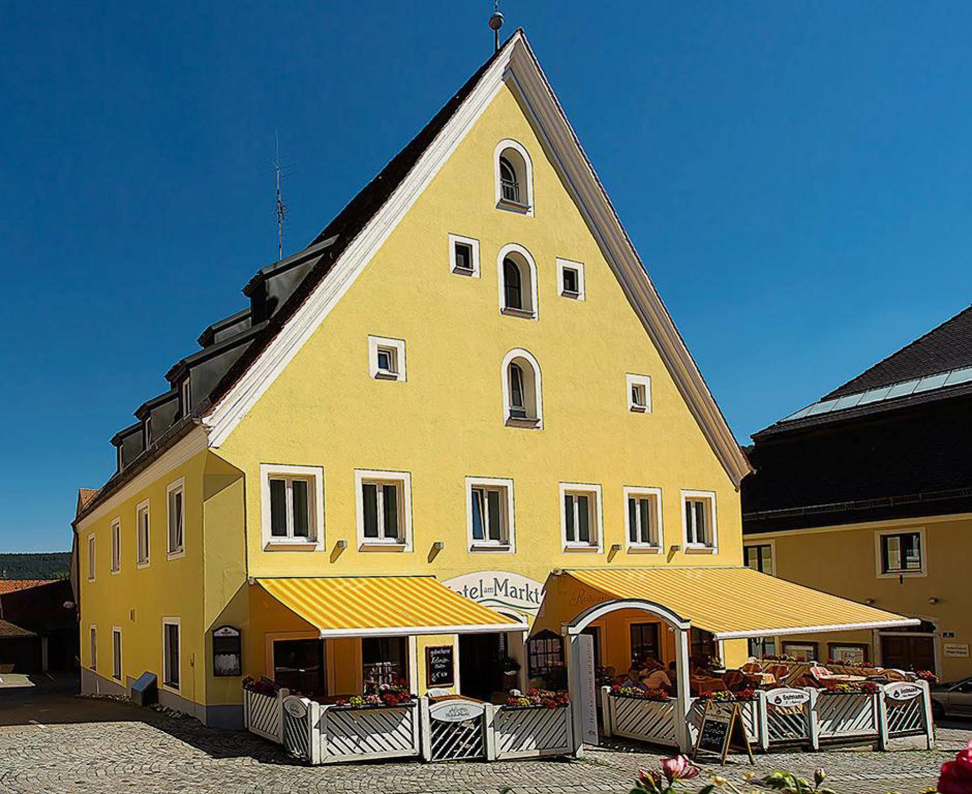 Hotel Am Markt Greding Exterior foto
